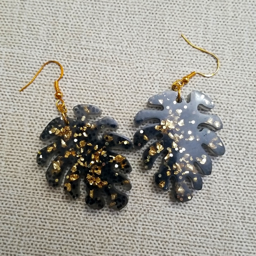 Handmade epoxy/resin earrings.